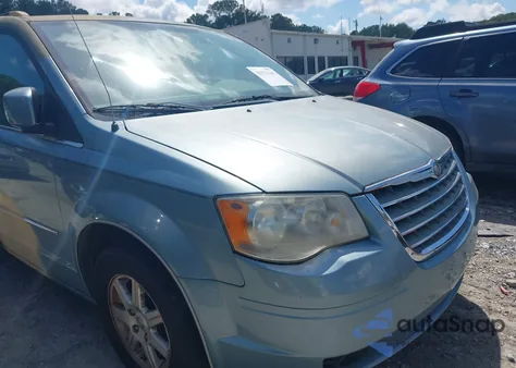 2010 Chrysler Town & Country Touring из США, поврежденный, VIN 2A4RR5D13AR348213